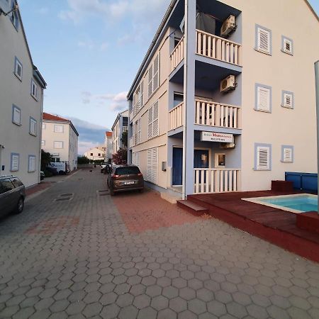 Aparthotel Marina Gromela Mirce Exterior foto