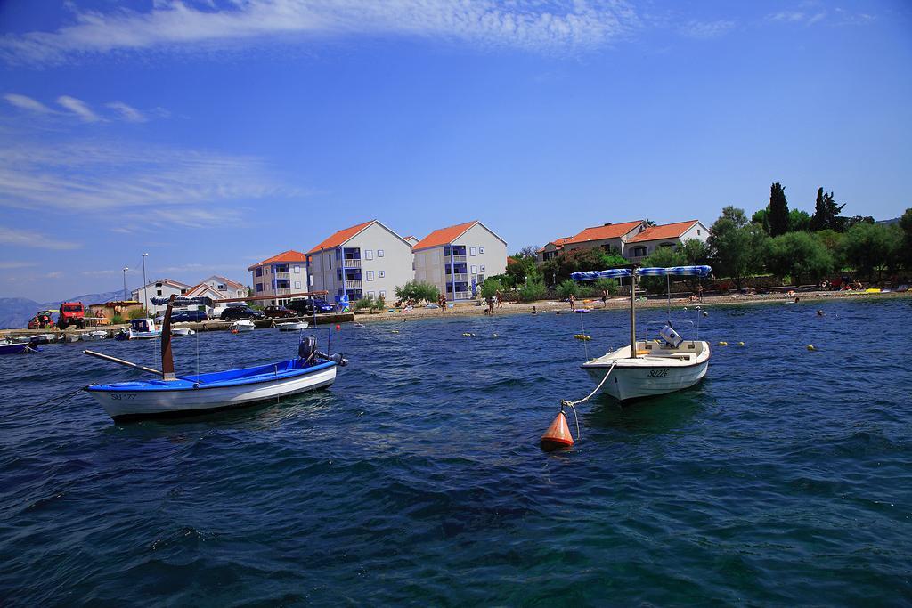 Aparthotel Marina Gromela Mirce Zimmer foto